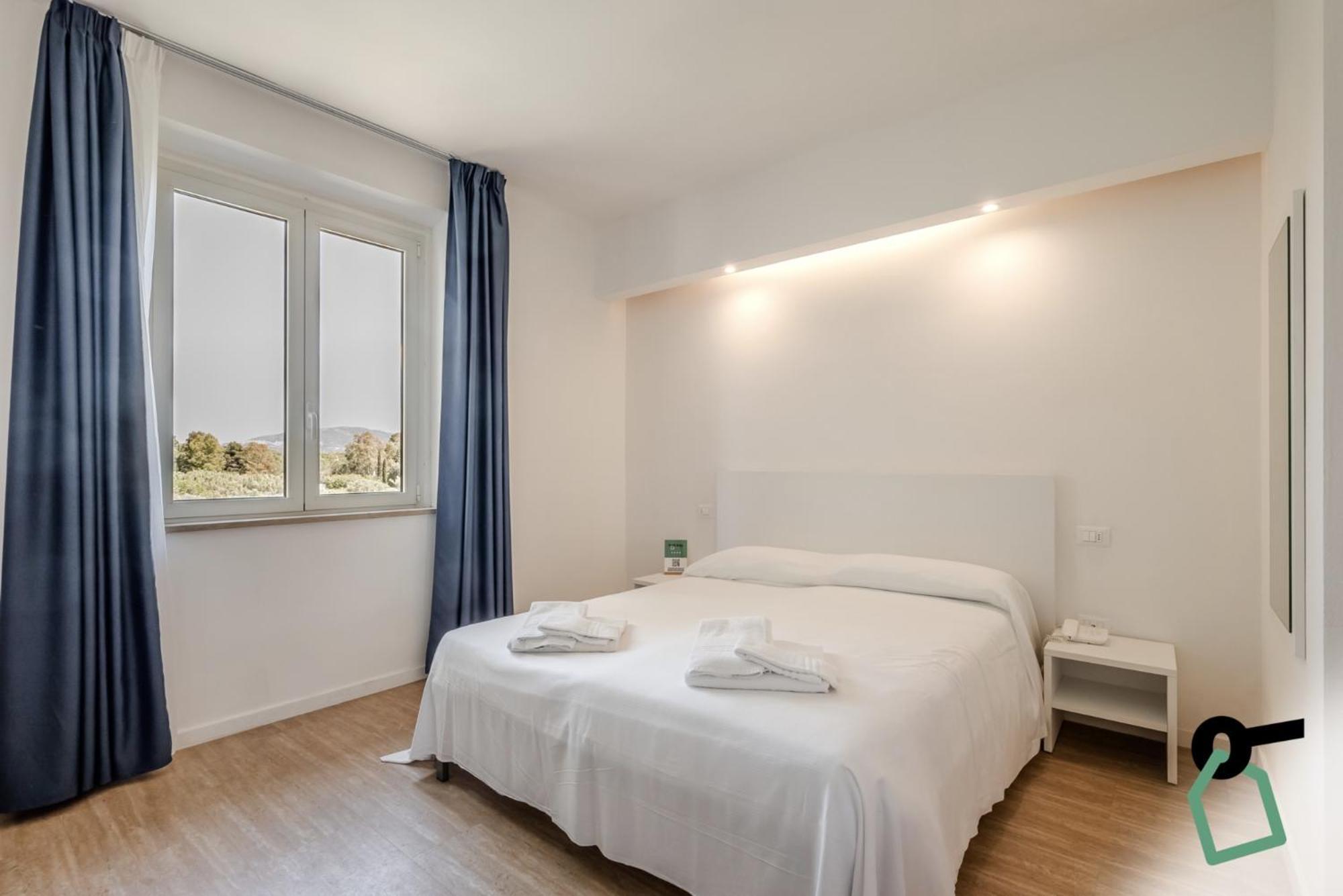 Hotiday Room Collection - Lacona Exterior photo