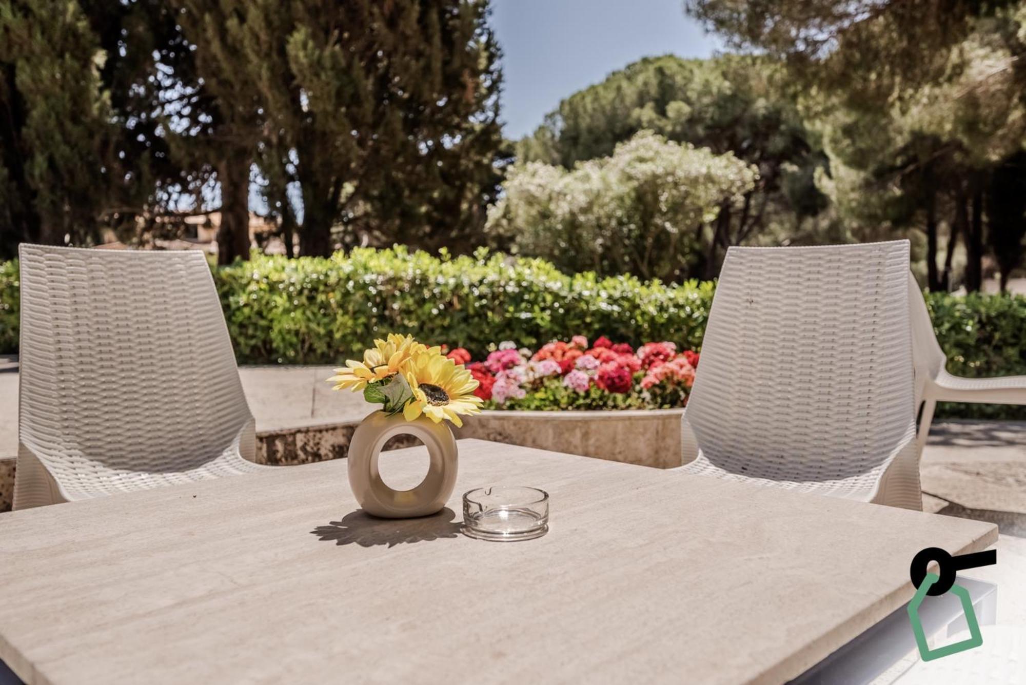 Hotiday Room Collection - Lacona Exterior photo